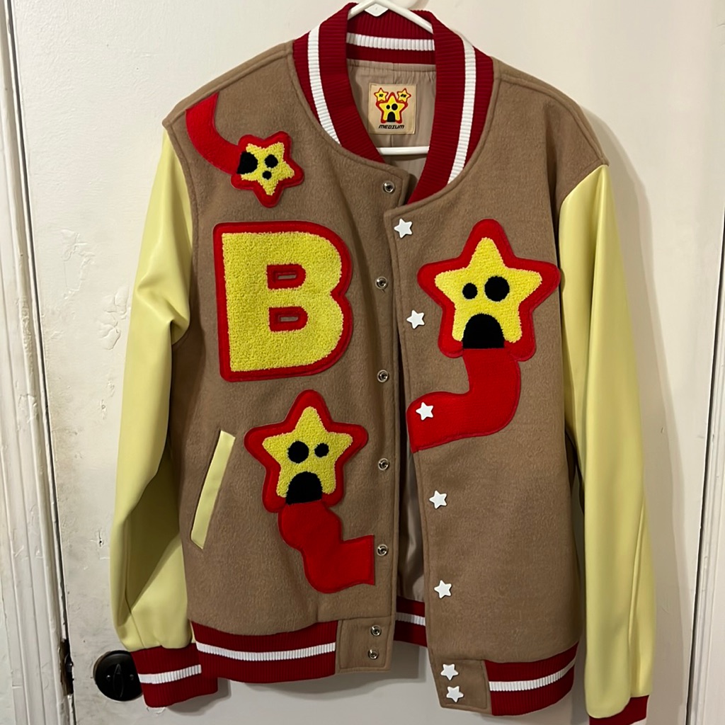 1025 Varsity